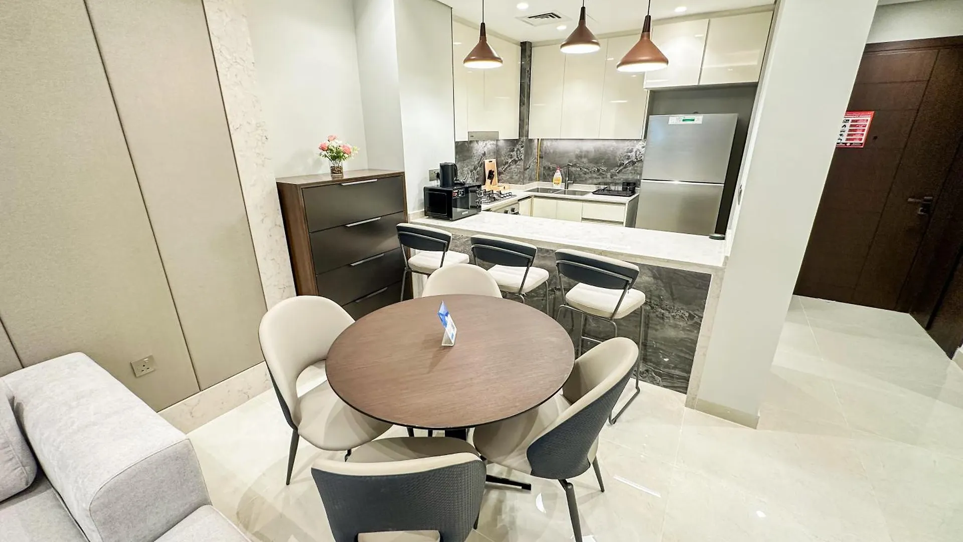 Vserve I 1 Bedroom - Luxury Escape In Business Bay Dubai 0*,
