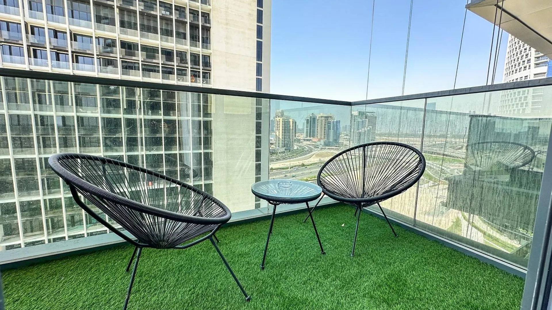 Vserve I 1 Bedroom - Luxury Escape In Business Bay Dubai 0*,