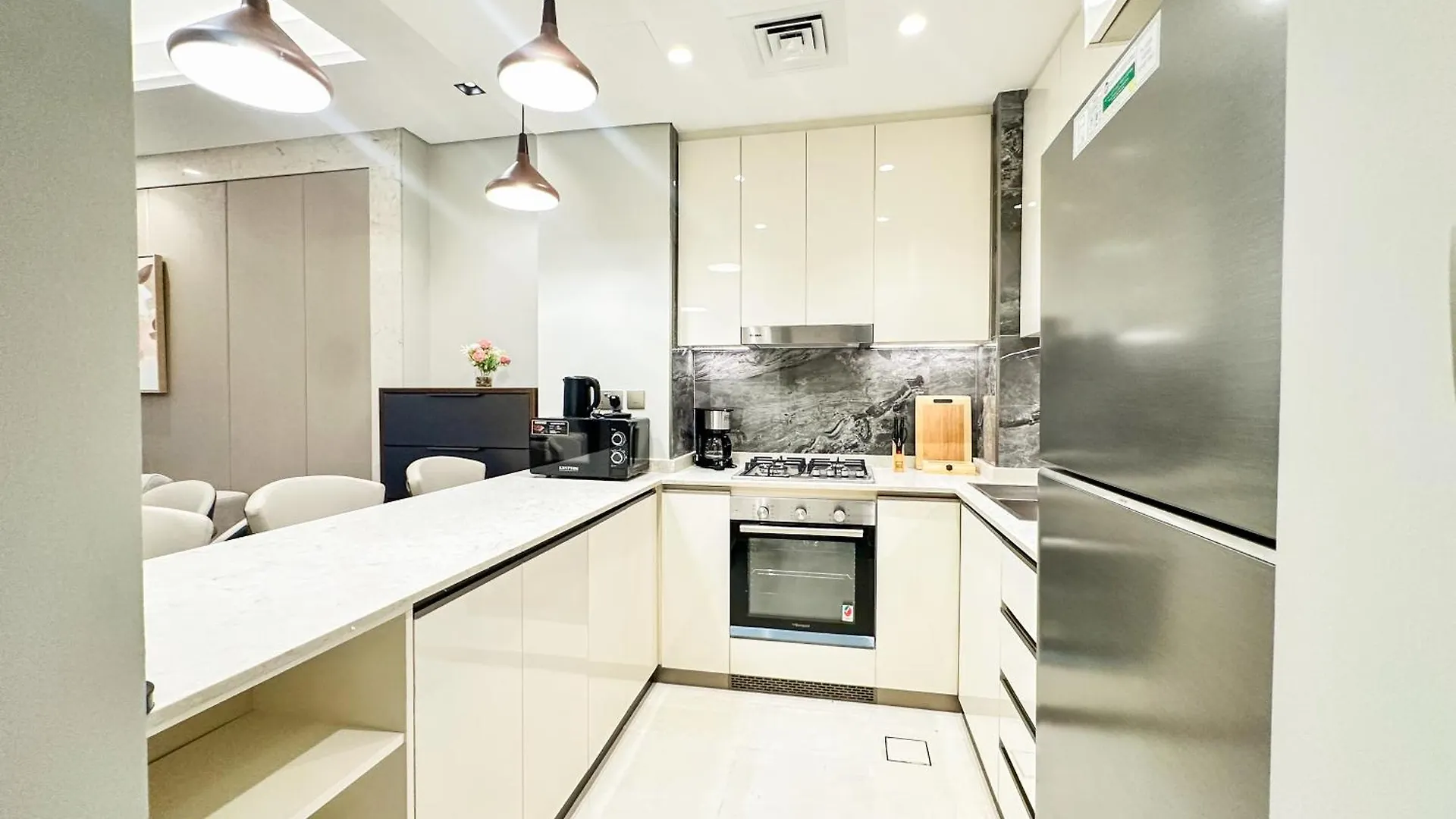 Vserve I 1 Bedroom - Luxury Escape In Business Bay Dubai Apartment